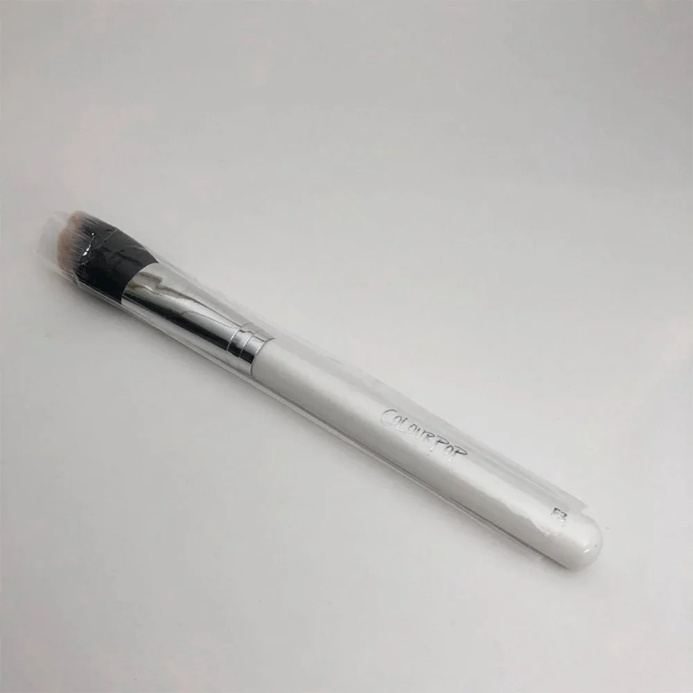 Colourpop | F3 Angled Face Brush